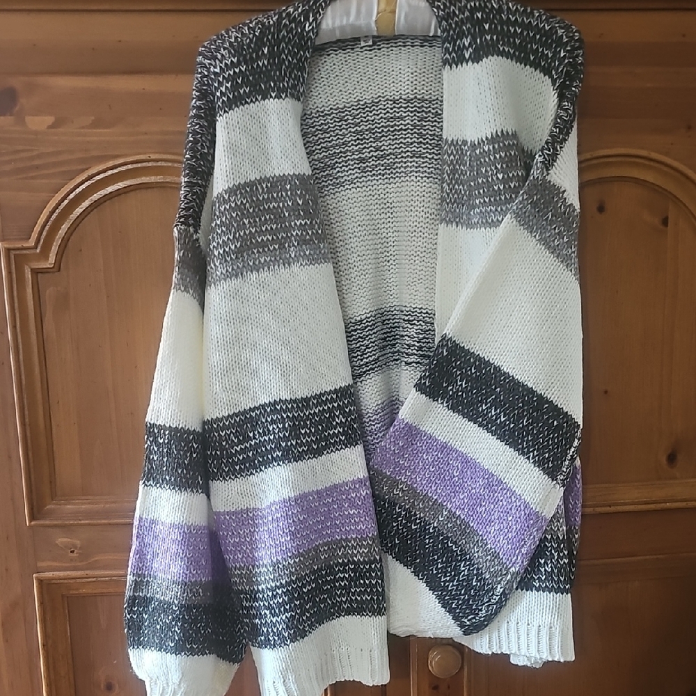 Candace Cameron Bure Black, White, and Purple Striped Cardigan